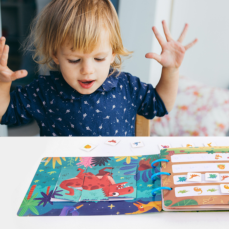 Montessori Mijn Eerste Drukke  - Kids First Education recensie en prijs
